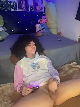 Snapshot of sweetvond_ chatting on 8, 3, 2025 sweetvond  online show from 8, 3, 2025