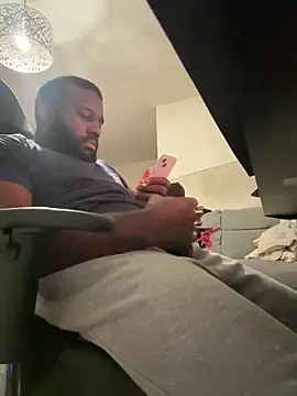 Snapshot of waakenda chatting on 7, 11, 2025 waakenda online show from 7, 11, 2025