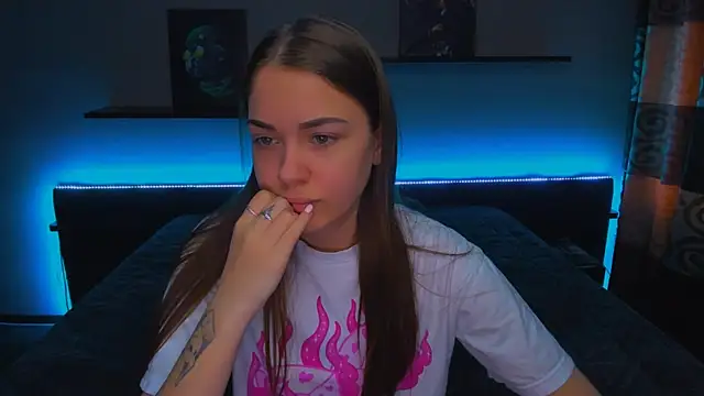 AlexaBarkley online show from 10, 2, 2025