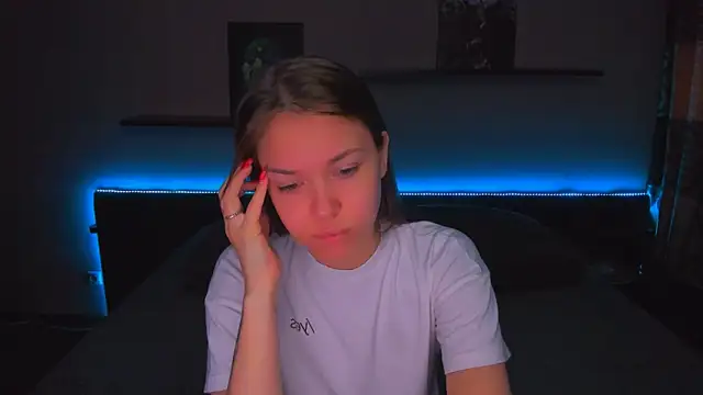 AlexaBarkley online show from 6, 4, 2026