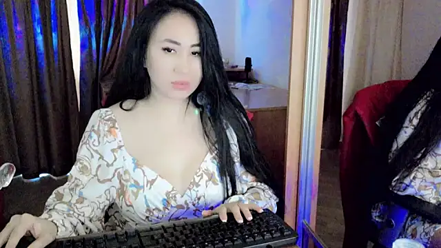 AsianQueens online show from 28, 2, 2025