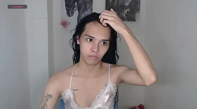 Snapshot of shecutie69 chatting on 16, 12, 2024 shecutie69 online show from 16, 12, 2024