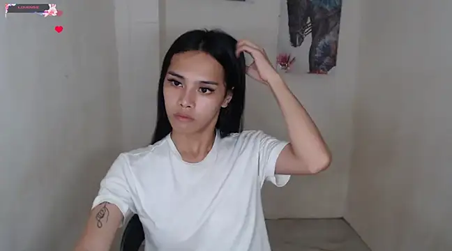 Snapshot of shecutie69 chatting on 9, 3, 2025 shecutie69 online show from 9, 3, 2025