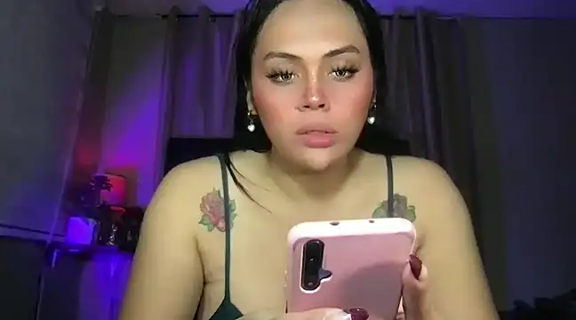 Snapshot of _MissKhimberlyXxx_ chatting on 26, 12, 2024 MissKhimberlyXxx online show from 26, 12, 2024