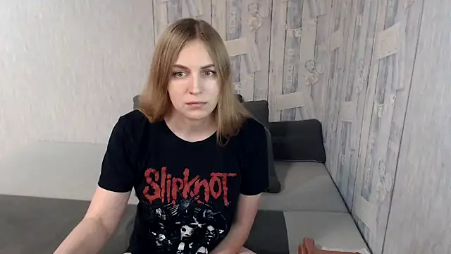 Snapshot of Pilly_green_ chatting on 15, 12, 2024 Pilly green online show from 15, 12, 2024