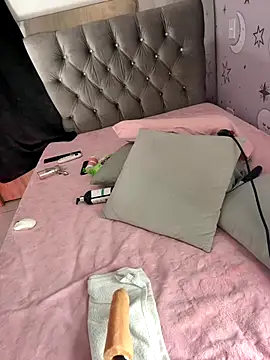 Snapshot of daliz_20_z chatting on 9, 11, 2025 daliz 20 z online show from 9, 11, 2025