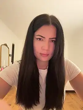 clairewntr online show from 20, 1, 2025