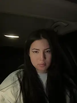 clairewntr online show from 6, 3, 2025