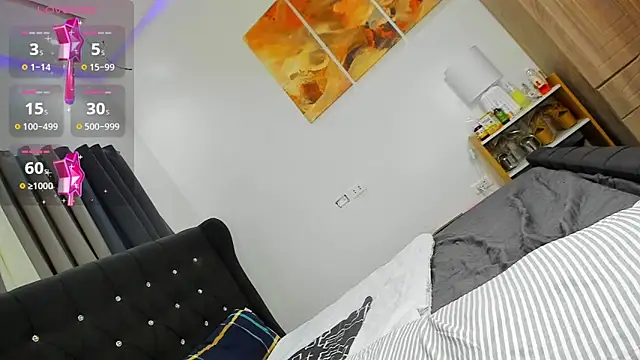 Snapshot of Divine___Eloeura chatting on 11, 3, 2025 Divine   Eloeura online show from 11, 3, 2025