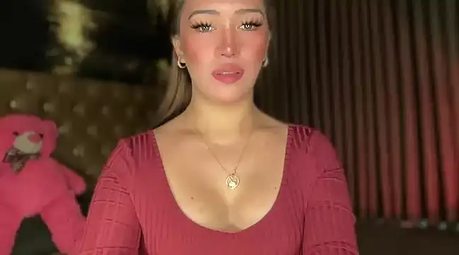 Jasmine Elcock online show from 6, 12, 2024