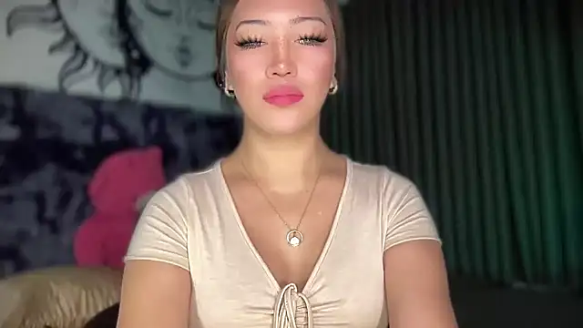 Jasmine Elcock online show from 18, 2, 2025