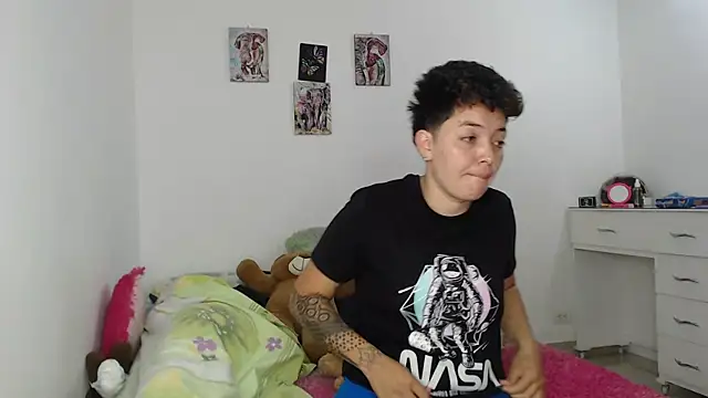 Snapshot of kathy_luisa chatting on 29, 10, 2025 kathy luisa online show from 29, 10, 2025