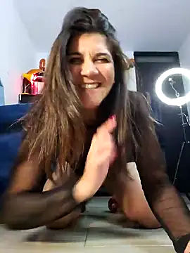 Snapshot of Yuky_ta chatting on 4, 1, 2025 Yuky ta online show from 4, 1, 2025