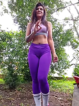 Snapshot of Yuky_ta chatting on 5, 3, 2025 Yuky ta online show from 5, 3, 2025