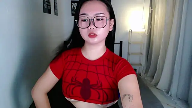 Vivorey Leighn online show from 6, 7, 2026