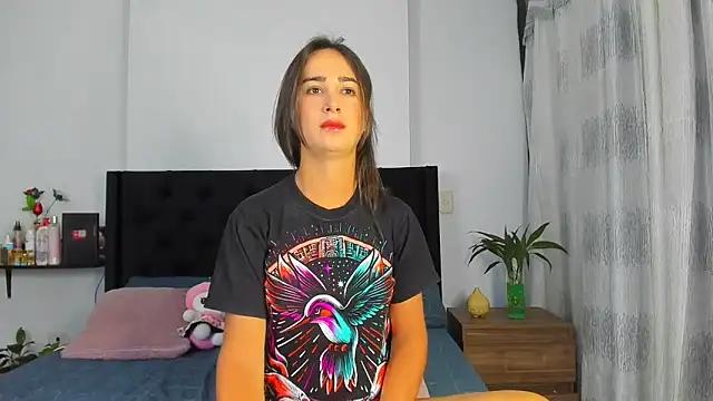 AndreaStivens online show from 3, 10, 2025