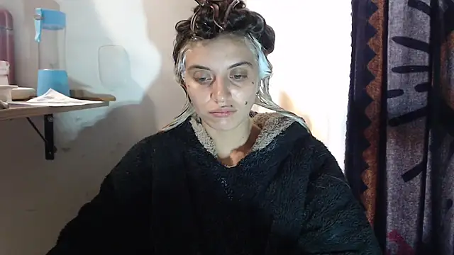 mariecam420 online show from 8, 1, 2025