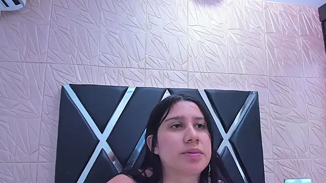 Snapshot of MiaCelestte chatting on 14, 2, 2025 MiaCelestte online show from 14, 2, 2025