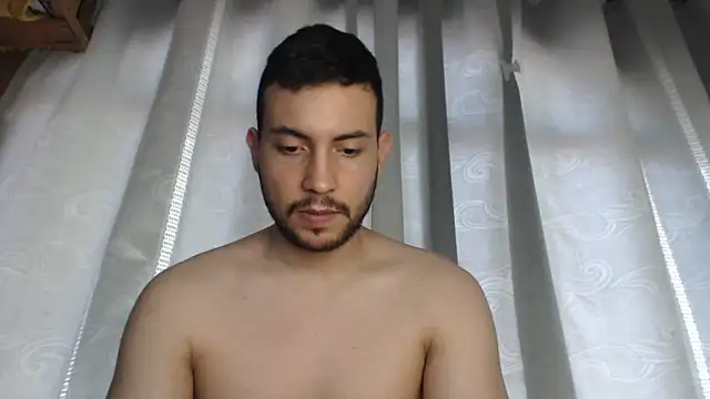 Snapshot of Armando_2002 chatting on 21, 2, 2025 Armando 2002 online show from 21, 2, 2025