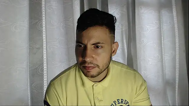 Snapshot of Armando_2002 chatting on 19, 9, 2025 Armando 2002 online show from 19, 9, 2025