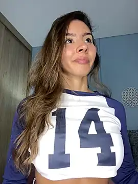 Snapshot of RouseColins chatting on 13, 1, 2025 RouseColins online show from 13, 1, 2025