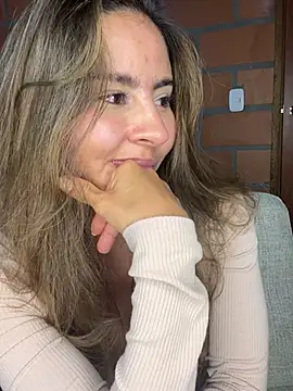 Snapshot of RouseColins chatting on 14, 2, 2025 RouseColins online show from 14, 2, 2025