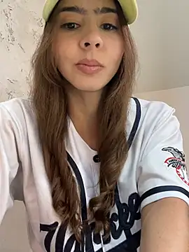 Snapshot of RouseColins chatting on 16, 1, 2026 RouseColins online show from 16, 1, 2026