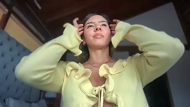 Snapshot of RouseColins chatting on 16, 2, 2026 RouseColins online show from 16, 2, 2026