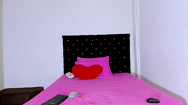 Snapshot of valen_colombian69 chatting on 10, 2, 2025 valen colombian69 online show from 10, 2, 2025