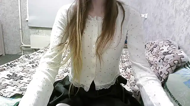 Snapshot of KittyBounty chatting on 18, 12, 2025 KittyBounty online show from 18, 12, 2025