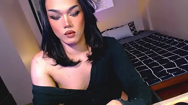 Snapshot of Ur_temptress_sam chatting on 22, 1, 2025 Ur temptress sam online show from 22, 1, 2025