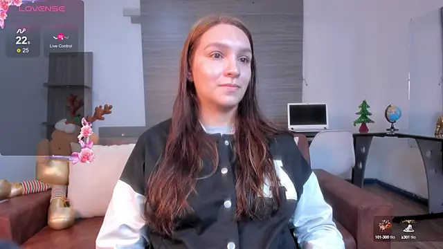 miataylorr1 online show from 10, 12, 2024