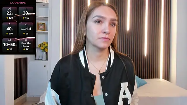 miataylorr1 online show from 22, 9, 2025