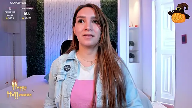 miataylorr1 online show from 31, 10, 2025