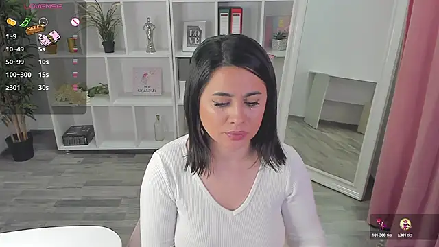 Snapshot of EmaBrownie chatting on 30, 1, 2025 EmaBrownie online show from 30, 1, 2025