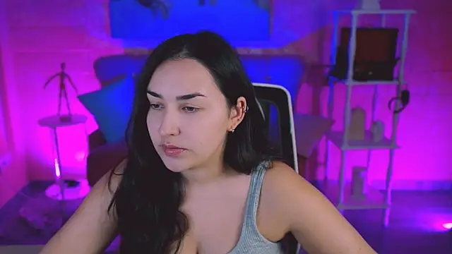 Snapshot of CeceliaJohnson chatting on 20, 11, 2025 CeceliaJohnson online show from 20, 11, 2025