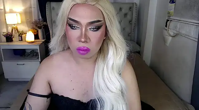 RebecaNextToYou online show from 14, 1, 2025