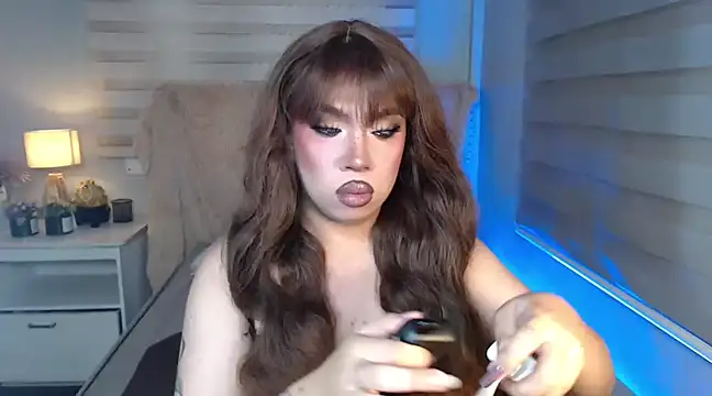 RebecaNextToYou online show from 5, 3, 2025