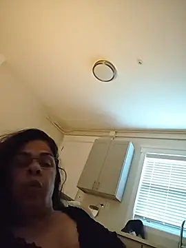 Susannemilf online show from 27, 10, 2025