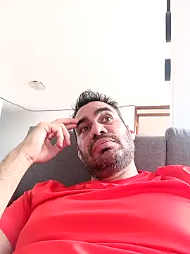 javiermarval83 online show from 1, 2, 2025