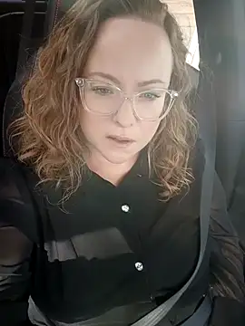 Snapshot of julimonroe chatting on 14, 2, 2025 julimonroe online show from 14, 2, 2025