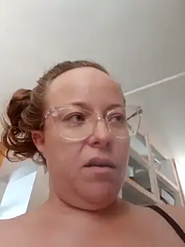 Snapshot of julimonroe chatting on 19, 2, 2025 julimonroe online show from 19, 2, 2025