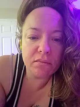 Snapshot of julimonroe chatting on 5, 3, 2025 julimonroe online show from 5, 3, 2025