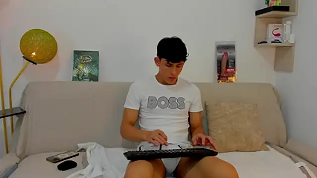 logan thomas online show from 28, 10, 2025