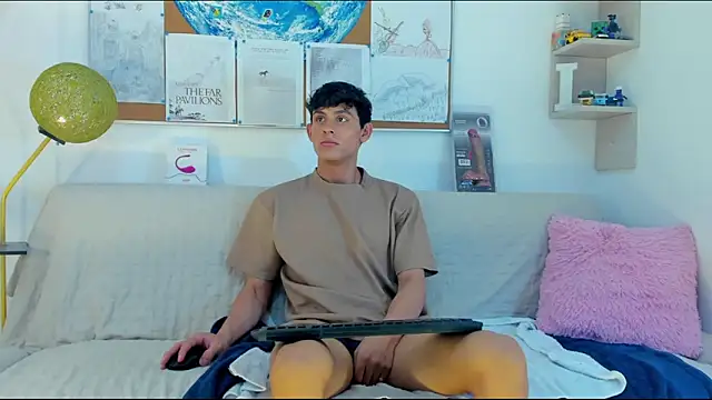 logan thomas online show from 25, 4, 2026