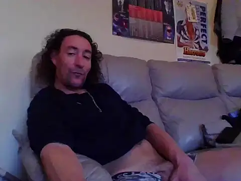 Snapshot of slick_tee chatting on 4, 2, 2025 slick tee online show from 4, 2, 2025