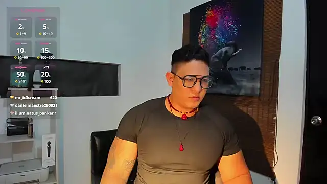 Snapshot of Colton_Massif chatting on 9, 1, 2025 Colton Massif online show from 9, 1, 2025
