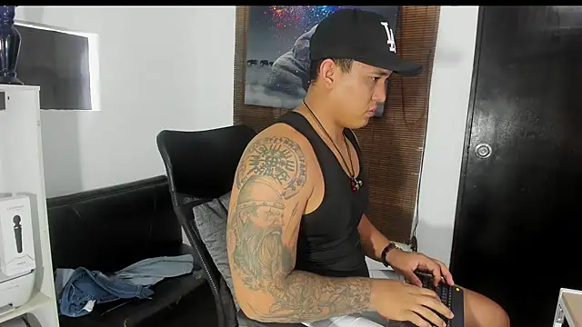 Snapshot of Colton_Massif chatting on 29, 1, 2025 Colton Massif online show from 29, 1, 2025