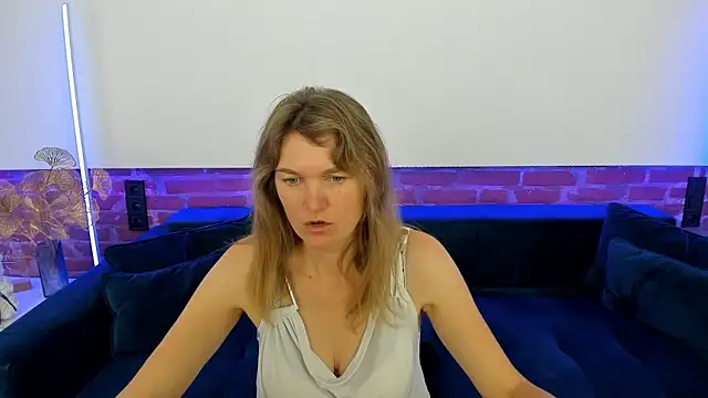 Snapshot of Anabell_xxx chatting on 4, 10, 2025 Anabell xxx online show from 4, 10, 2025