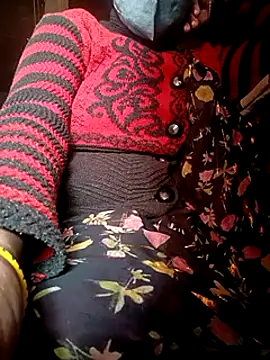 Snapshot of Lattika-Bhabhi chatting on 19, 1, 2025 Lattika-Bhabhi online show from 19, 1, 2025